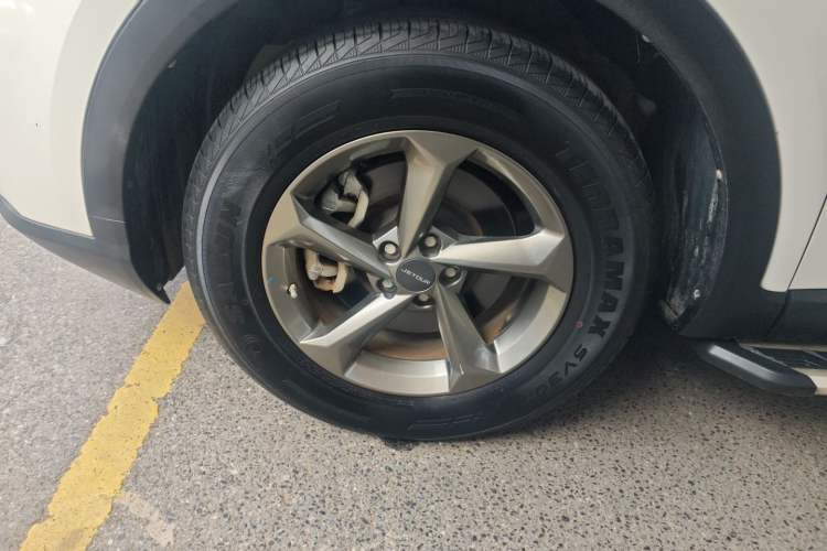 Used JETOUR X70M 2020 Revised Version 1.5T Manual - Travel Companion Type 6 Seats
