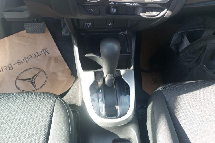 Used Honda Fit 2014 1.5L SE CVT Fashion Model