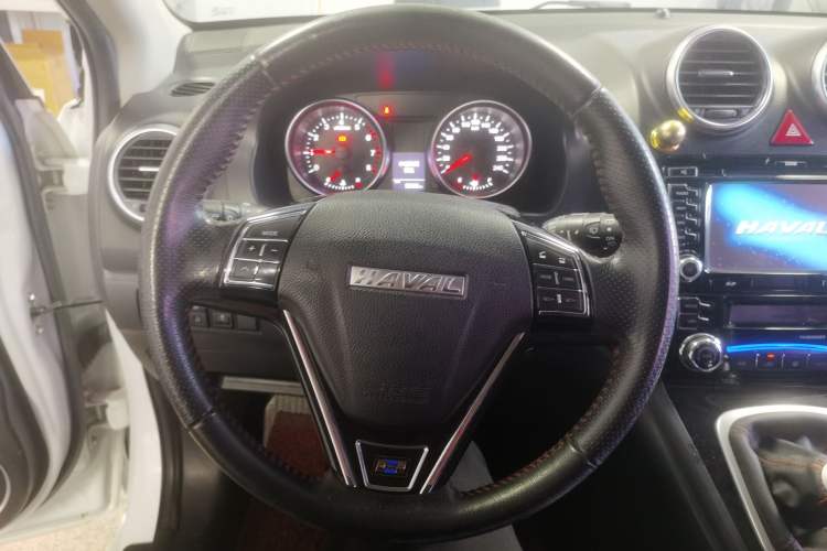Used Haval H6 2016 Upgraded Model 1.5T Manual Two-Wheel Drive Elite Version
