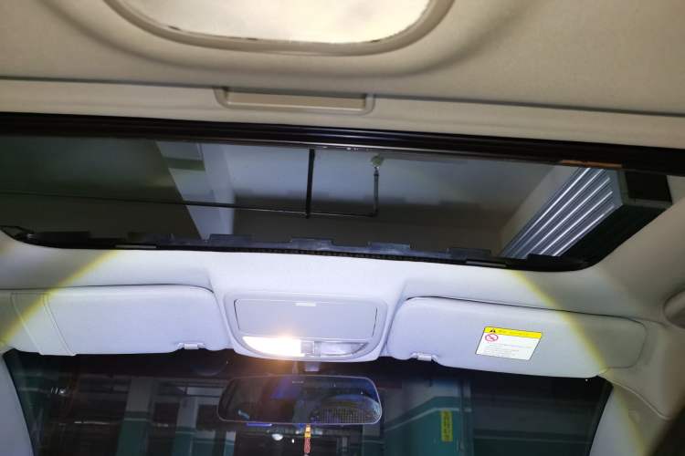 Used Geely Auto Classic Emgrand 2013 Sedan 1.5L Manual Entry-Level Model