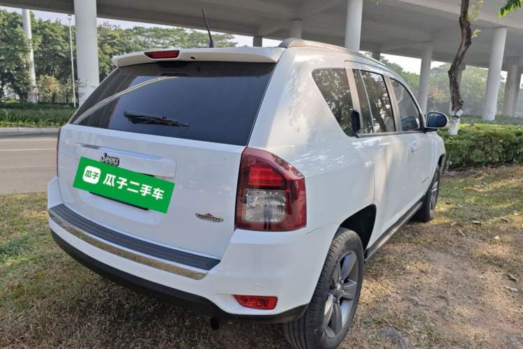 Used  Compass 2014 Revised Version 2.4L Four-Wheel Drive Comfort Edition
