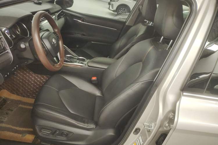 Used Toyota Camry 2018 2.5G Luxury Edition