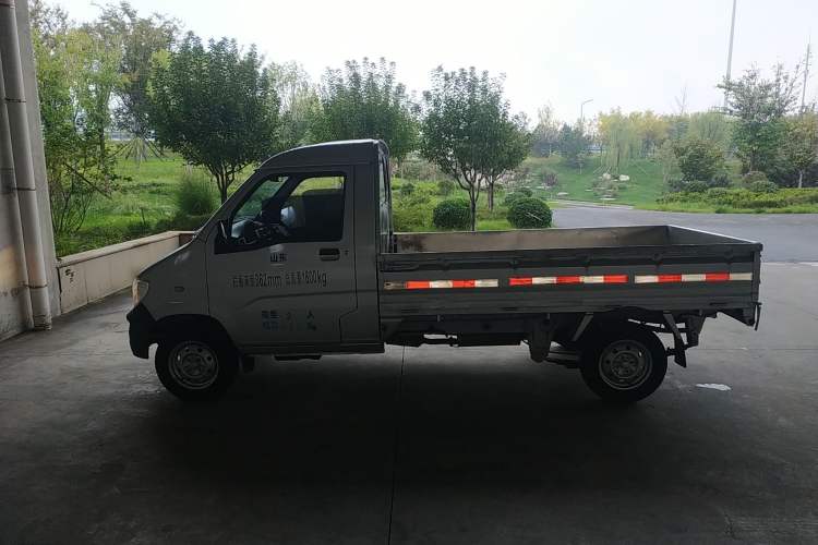 Used Wuling Zhiguang Small Truck 2020 1.2L Single Cab
