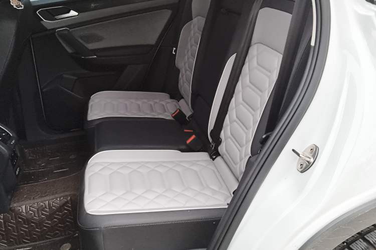 Used Volkswagen Tayron 2023 280TSI Two-Wheel-Drive Luxury Plus Advanced Version