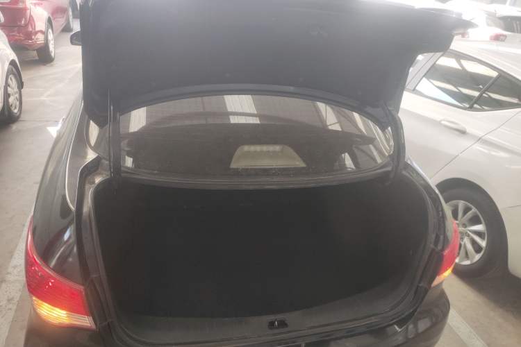 Used Nissan Sylphy 2012 Classic 1.6XE Manual Comfort Edition
