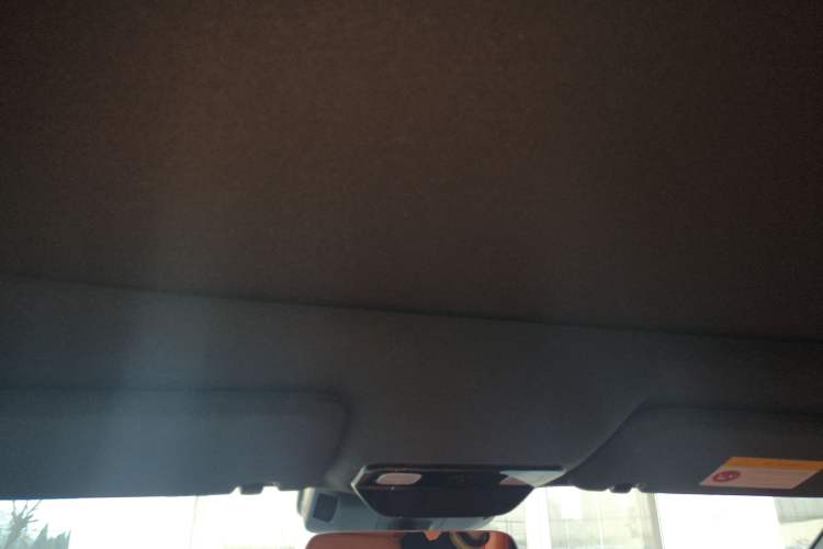 Used Li Auto L8 2023 Pro Model
