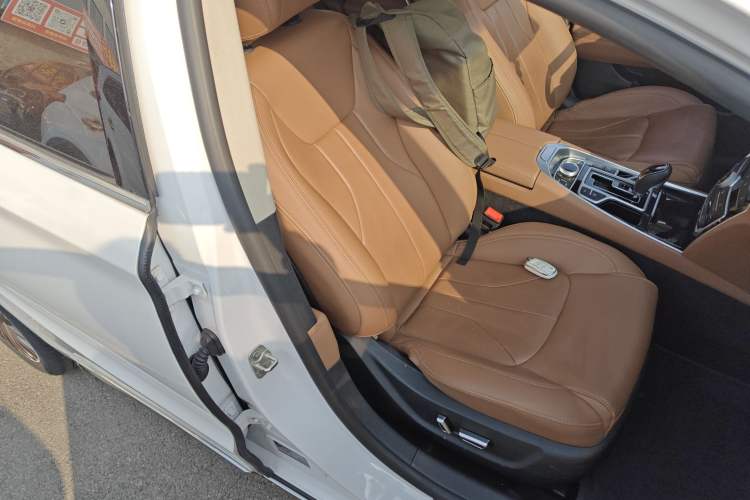 Used Geely Auto Emgrand GT 2017 1.8T Flagship Model
