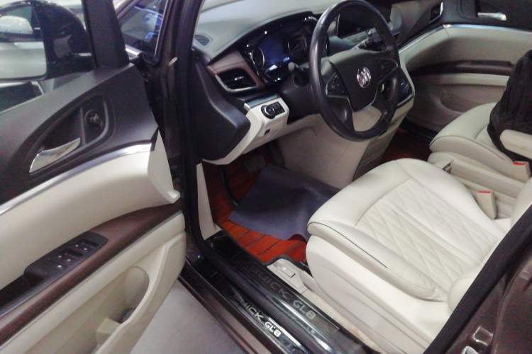 Used Buick GL8 2022 Land Business Class 652T Luxury Model
