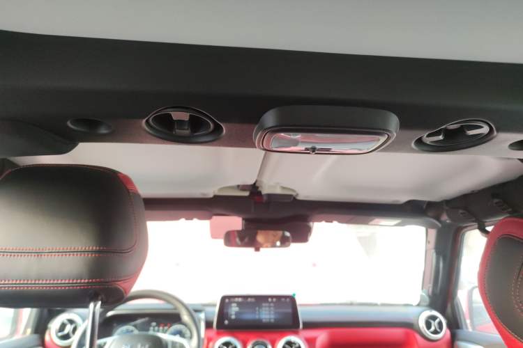 Used  BJ40 2021 2.3T Automatic Four-Wheel Drive Blade Hero Edition Supreme Version