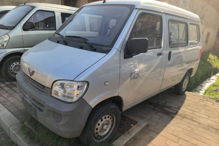 Used Wuling Zhiguang 2020 1.2L Practical Model China VI LSI