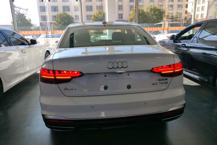 Used Audi A4L 2024 40 TFSI Fashion Dynamic Model
