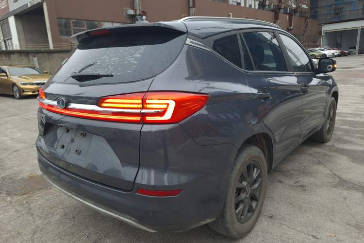 Used BYD Song 2020 Classic Edition 1.5T Automatic Elite Model
