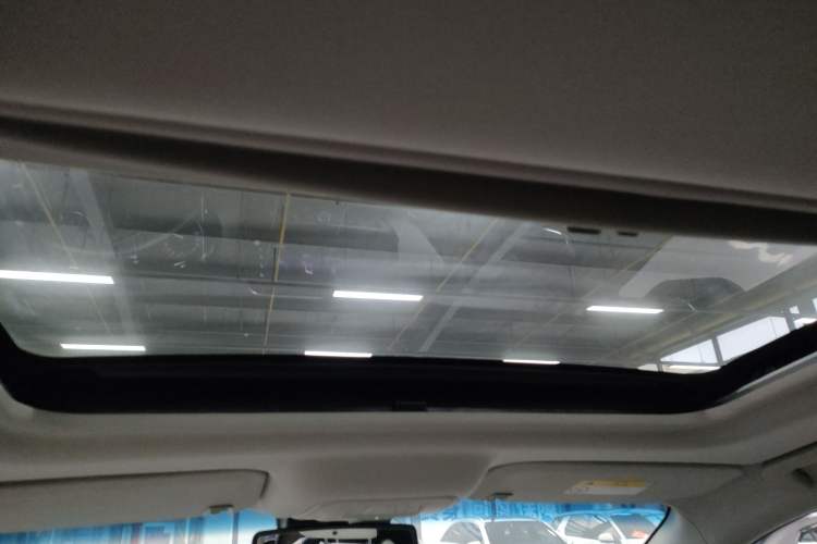 Used Buick GL8 2021 Land Cruiser Executive Class 652T Luxury Model