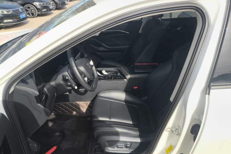 Used Bestune B70 2022 Third Generation 1.5T Automatic Premium Edition
