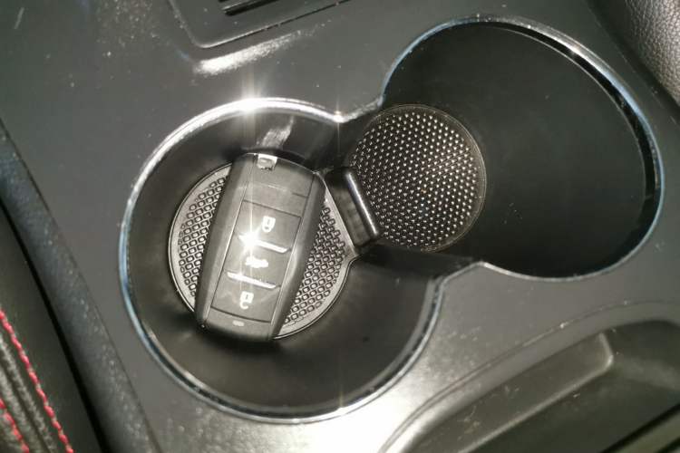 Used Changan CS75 2014 1.8T Automatic Elite Model China IV Standard