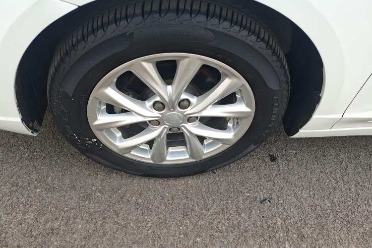 Used Roewe i5 2020 1.5L Automatic 4G Connected Linghao Edition