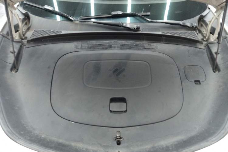 Used  LS7 2023 77 kWh Urban Fit Rear-Wheel Drive