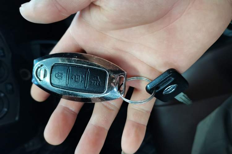 Used Nissan Livina 2015 Jinrui 1.6XV CVT Cool Cafe Edition
