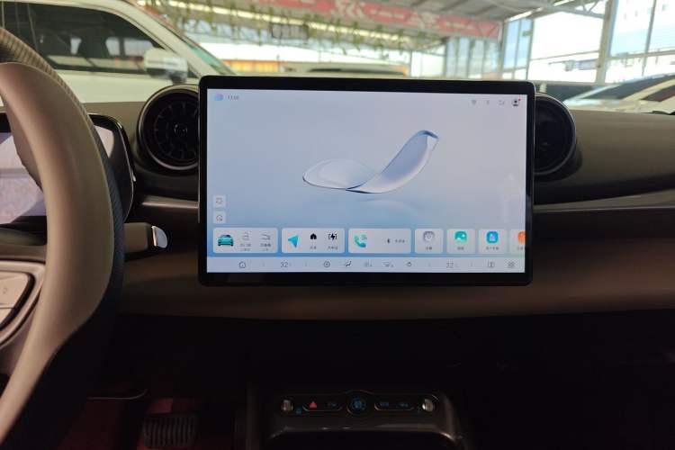 Used BYD Dolphin 2025 Smart Drive Version 420 km Freedom Edition