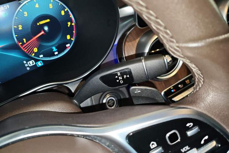 Used Mercedes-Benz GLC 2021 GLC 300 L 4MATIC Dynamic Model
