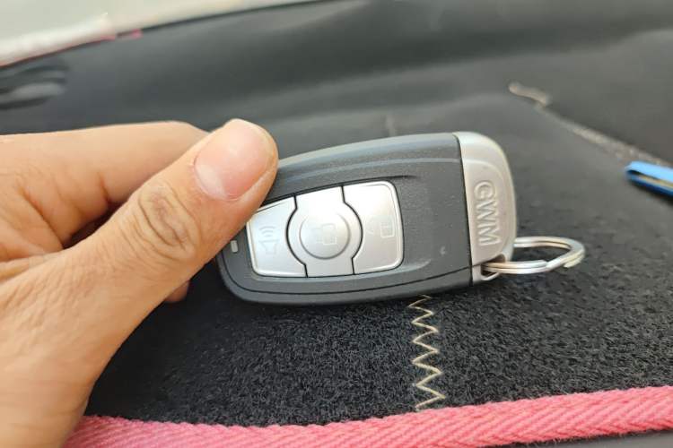 Used Haval H6 2015 Upgraded Model 1.5T Manual Two-Wheel Drive Elite Version
