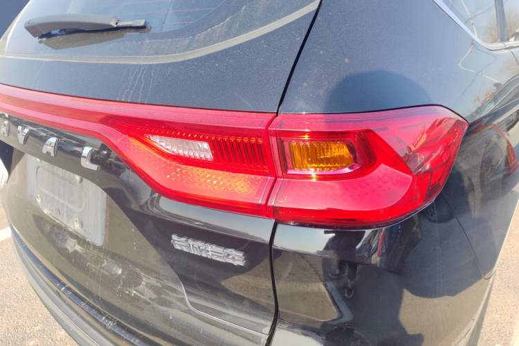 Used Haval M6 2021 PLUS 1.5T Manual Luxury Smart Connectivity Model
