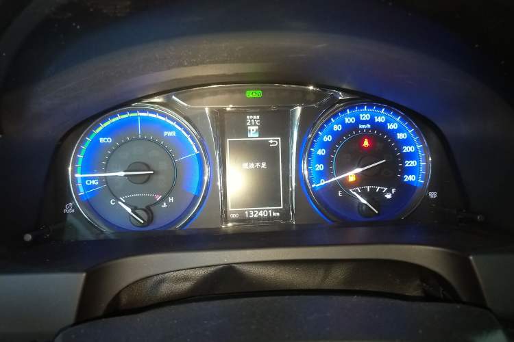 Used Toyota Camry 2015 Dual-Engine 2.5 HG Luxury Navigation Edition
