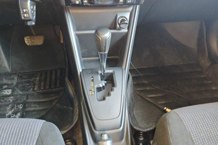 Used Toyota YARiS L 2016 Revised 1.5E CVT Charming Edition