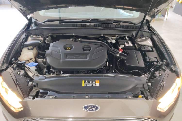 Used Ford Mondeo 2013 2.0L GTDi 200 Fashion Edition
