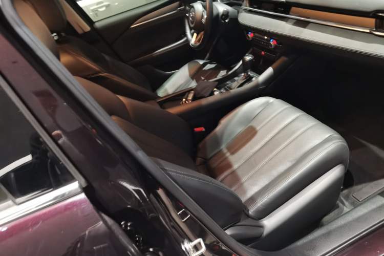 Used Mazda Atenza 2020 2.0L Blue Sky Luxury Edition
