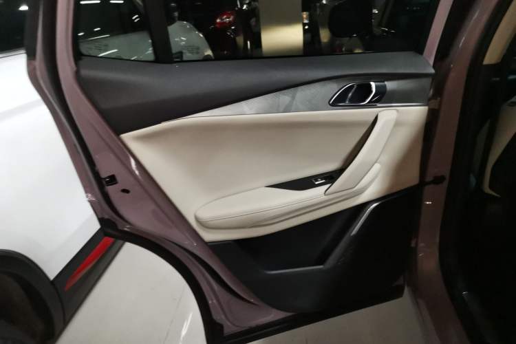 Used Lynk & Co 06 2023 Remix 1.5T Shero
