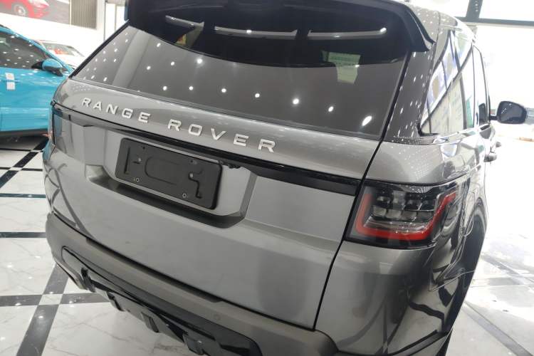 Used Land Rover Range Rover Sport 2020 3.0 L6 SE