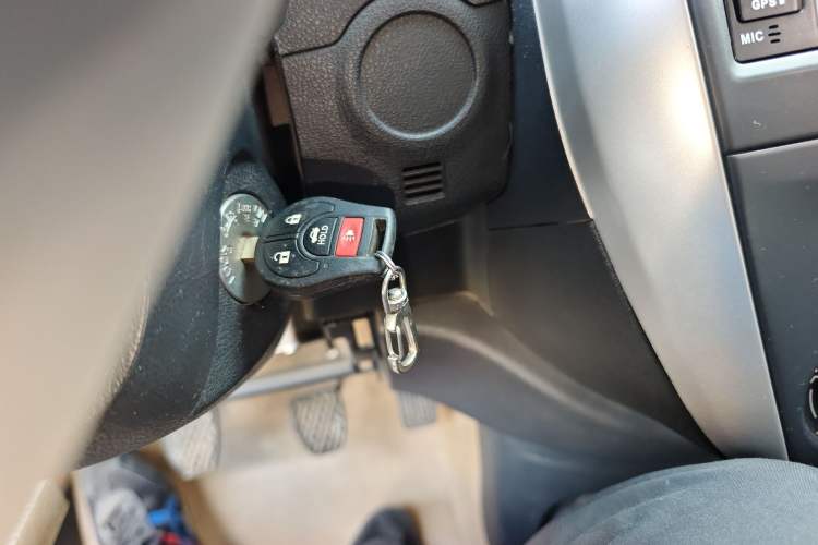 Used Nissan Sunny 2015 1.5XE Manual Comfort Edition
