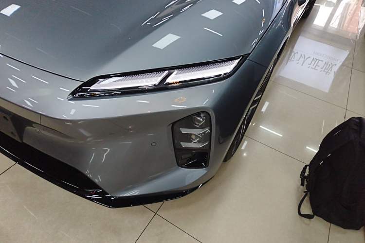 Used Nio ET5T 2025 Model Champion Commemorative Edition, 75kWh Touring
