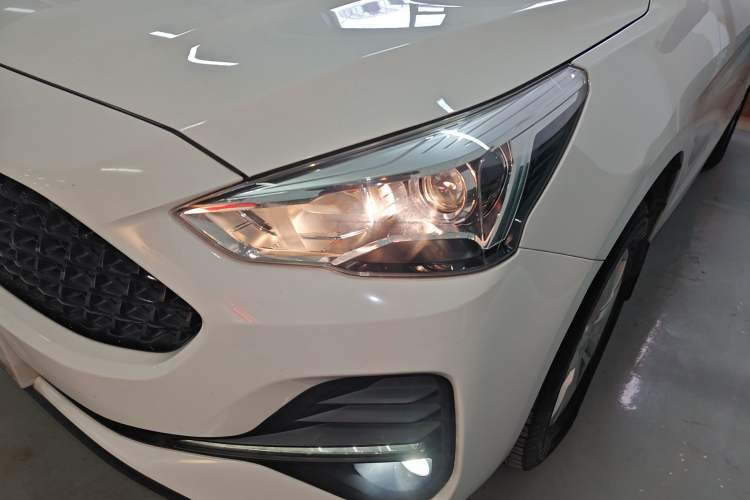 Used Haval M6 2019 1.5T DCT Two-Wheel Drive Elite Version China VI Standard
