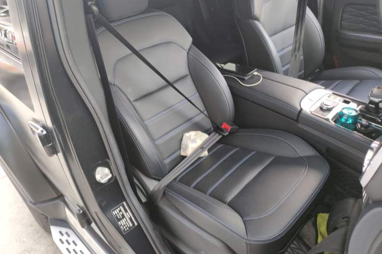 Used Beijing Auto BJ40 2023 2.0D Automatic Four-Wheel Drive Blade Hero Edition Adventurer Type