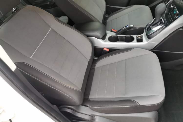 Used Ford Kuga 2015 1.5L GTDi Two-Wheel-Drive Comfort Model
