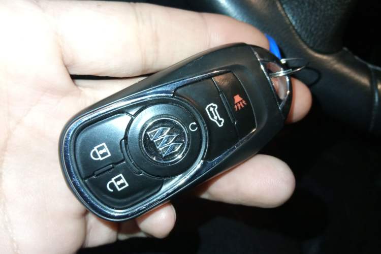 Used Buick GL8 2022 Land Business Class 652T Luxury Model