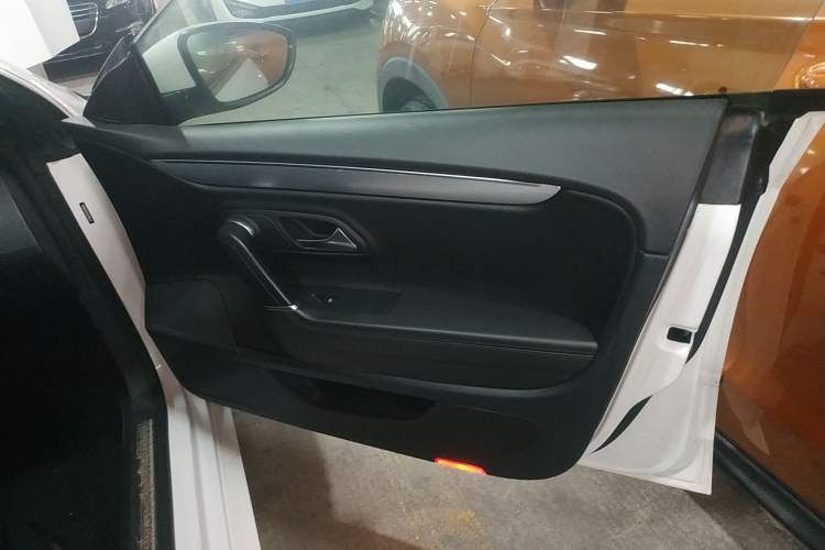 Used Volkswagen FAW-Volkswagen CC 2016 1.8TSI Prestige Model