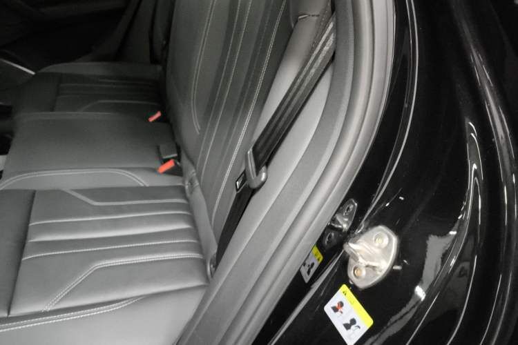 Used Audi Q5L 2022 40T Luxury Dynamic Model