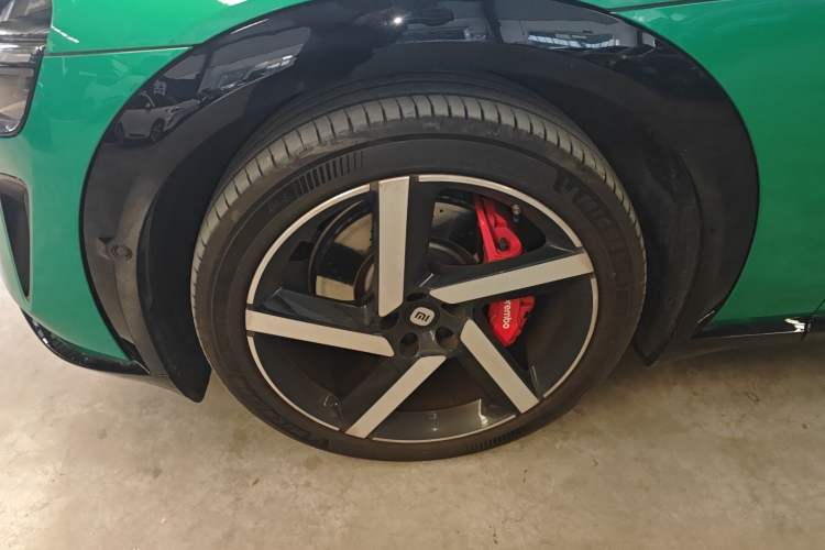 Used  YU7 2025 Ultra-Long Range High-Performance All-Wheel-Drive Max Edition
