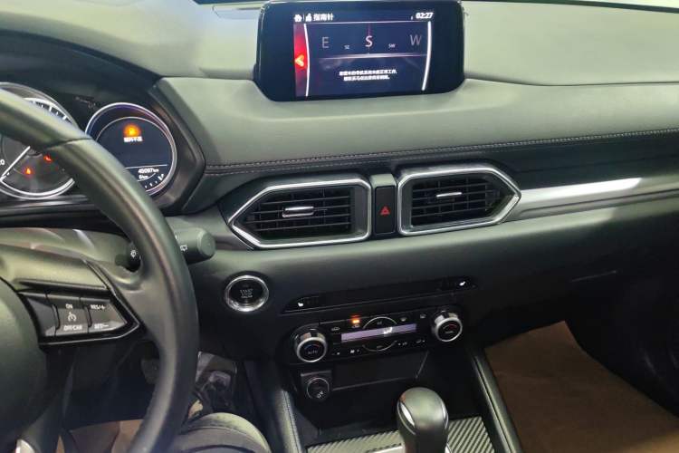 Used Mazda CX-5 2021 2.0L Automatic Two-Wheel Drive Smart Version
