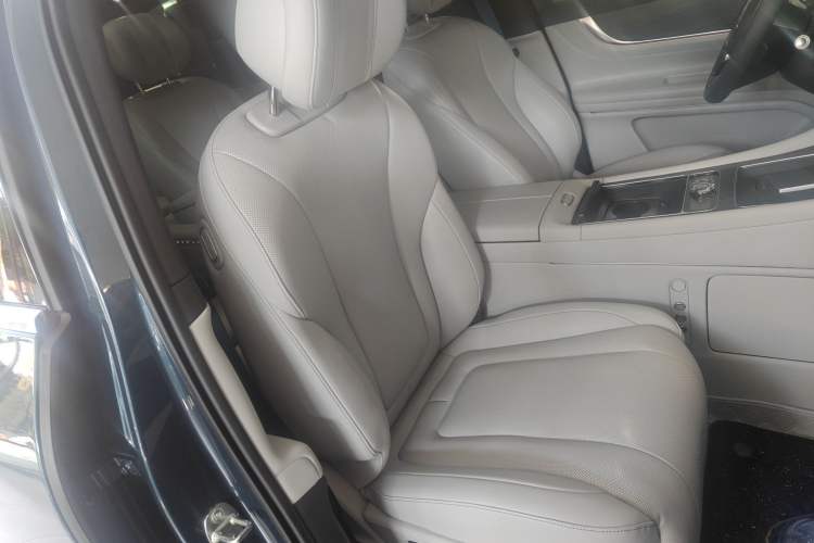 Used Hima AITO M9 2024 Range-Extended Ultra Version 52 kWh 6-Seater Model
