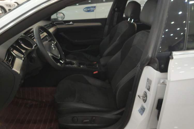 Used Volkswagen FAW-Volkswagen CC 2020 330TSI Huayan Edition China VI Standard