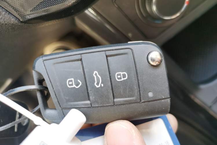 Used Volkswagen Lavida 2023 New Rui 1.5L Automatic New Yi Edition