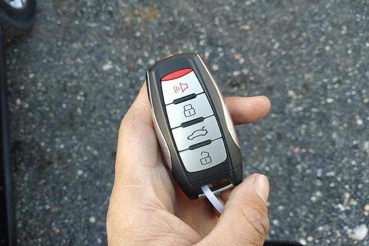 Used Haval M6 2019 1.5T DCT Two-Wheel Drive Urban Version China VI Standard
