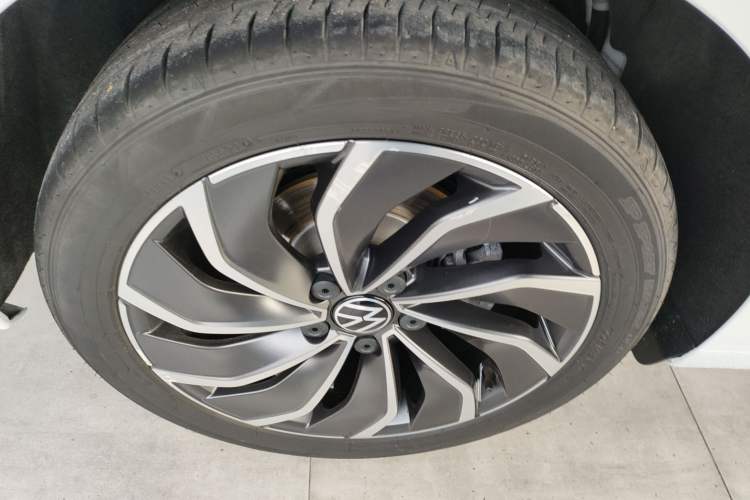 Used Volkswagen Golf 2023 Facelift 280TSI DSG Pro