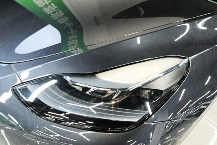 Used Tesla Model Y 2024 Rear-Wheel-Drive Version
