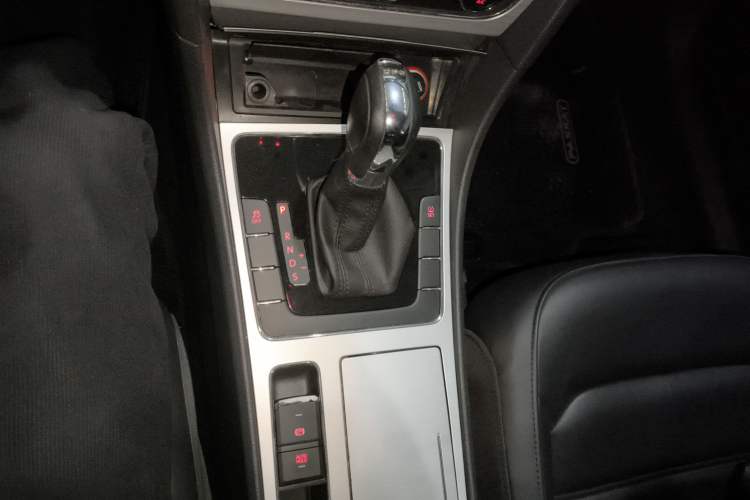 Used Volkswagen Passat 2014 1.8TSI DSG Prestige Edition
