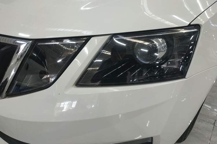 Used Skoda Octavia 2019 1.5L Manual Standard Edition China V
